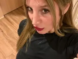 Justina  live sex cam