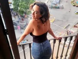 Luci_  live sex cam
