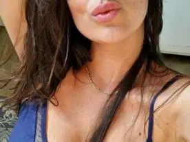Micaela_madrid  live sex cam