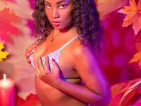 AvaLucci  live sex cam