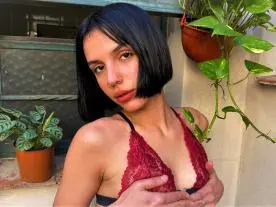 Akkua  live sex cam