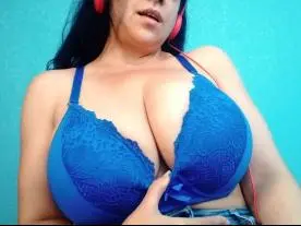 Brianna  live sex cam