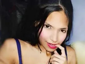 Apoloniabelucci  live sex cam