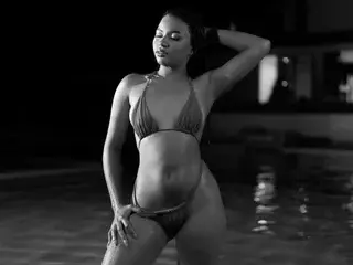 AriadnaLoreen  live sex cam