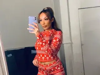 Charl_XOX  live sex cam