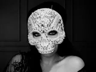 NaylaNoir  live sex cam