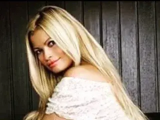 LisaVonTease  live sex cam