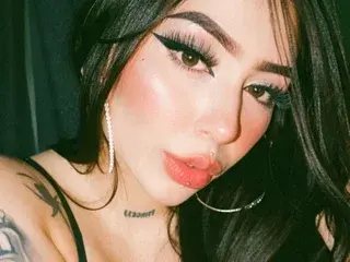 SaraaBlossom  live sex cam