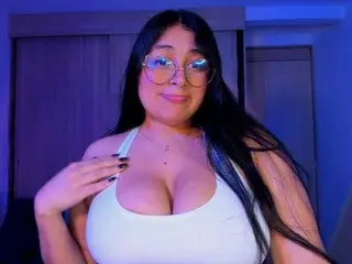 Sofiarodrigue  live sex cam