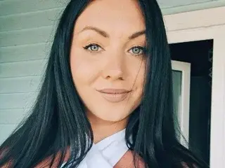 TanyaDevon  live sex cam