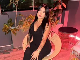 ZaraWren_Xx  live sex cam