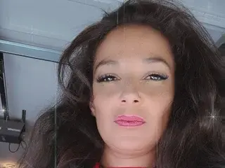 Alicia42  live sex cam