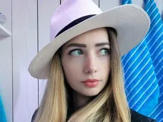 AzaliaSun  live sex cam