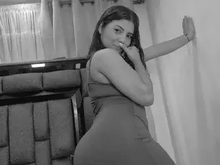 ChloeLuxX  live sex cam