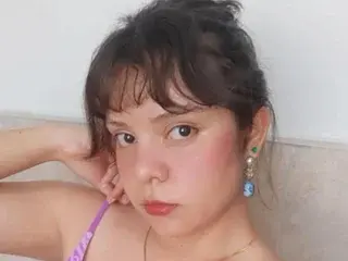 EmmaBlake133  live sex cam