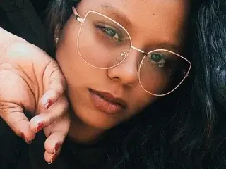 Mairaasm  live sex cam