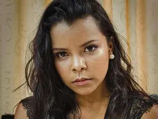 Soyytucolor21  live sex cam