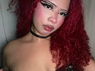 IdunBrunette  live sex cam