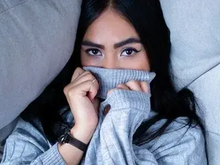 CHARLOTTEROGUE  live sex cam