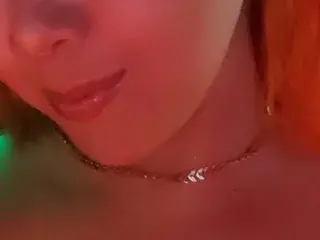 Jadeeford  live sex cam