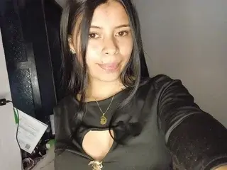 MadissonRoos  live sex cam