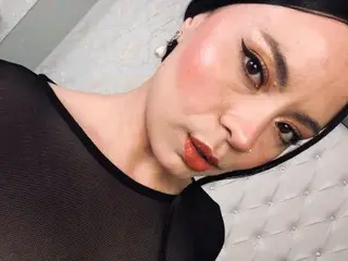 KassieHudson  live sex cam