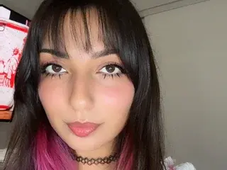AnnDapper  live sex cam