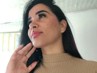 CinthiaCM  live sex cam