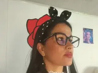 CinthiaCM  live sex cam