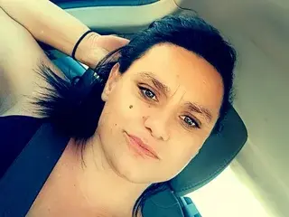 Feralprincess19  live sex cam