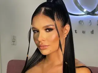 LiaRose21  live sex cam