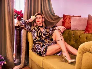 Lucillefenlyy  live sex cam