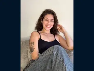 SofiaCasstro  live sex cam