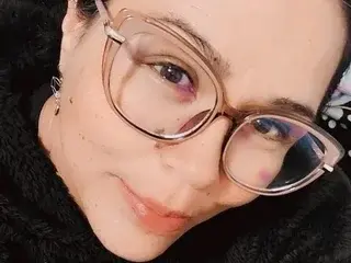 Camilamilf64  live sex cam