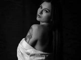 MissScarluxe  live sex cam