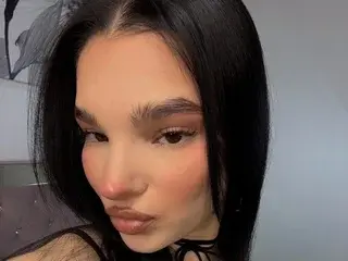 Noirbeauty  live sex cam