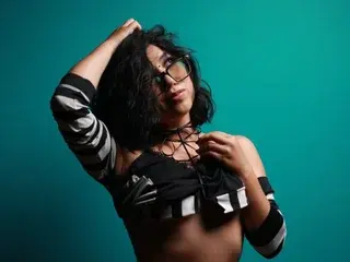 Sofiaequis  live sex cam