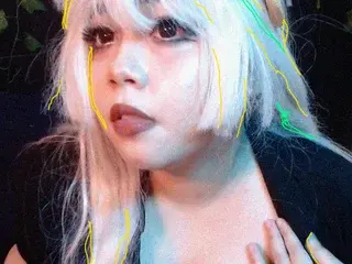 MiylandraaXO  live sex cam