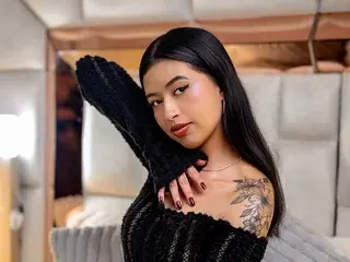 Isa_Moon  live sex cam