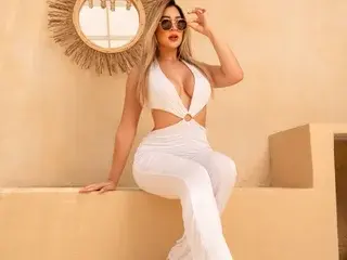 RafaelaKovalenkoo  live sex cam