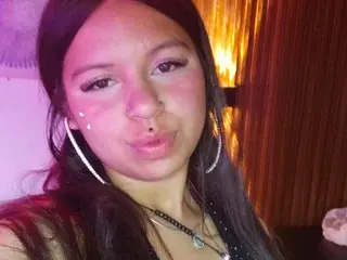 Miluu_u  live sex cam