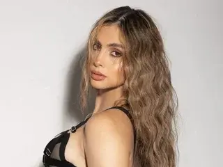 NatalyBee  live sex cam