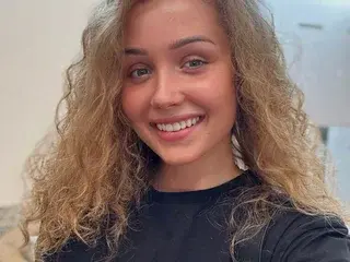 CurlyMuse  live sex cam
