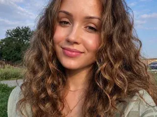 CurlyMuse  live sex cam