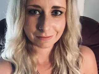 SweetSub18  live sex cam