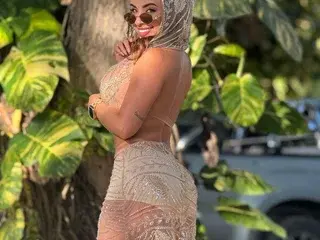 AmbarSimson  live sex cam