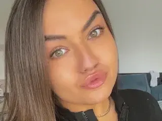 TillzX  live sex cam