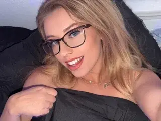 Amanda_ivy223  live sex cam