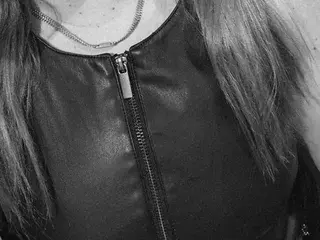 Juliaaxo  live sex cam