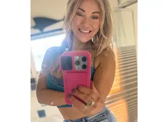 KamiliaMae  live sex cam